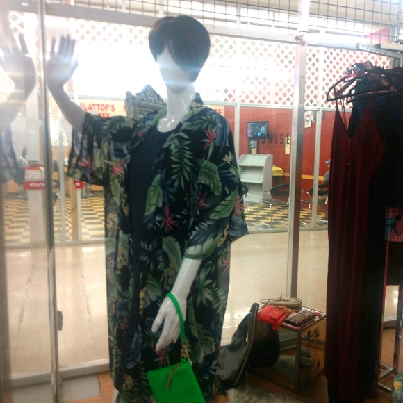 Summer Styles! - Picture 3 of 3